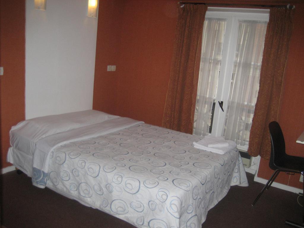 باريس Hotel Meteore الغرفة الصورة
